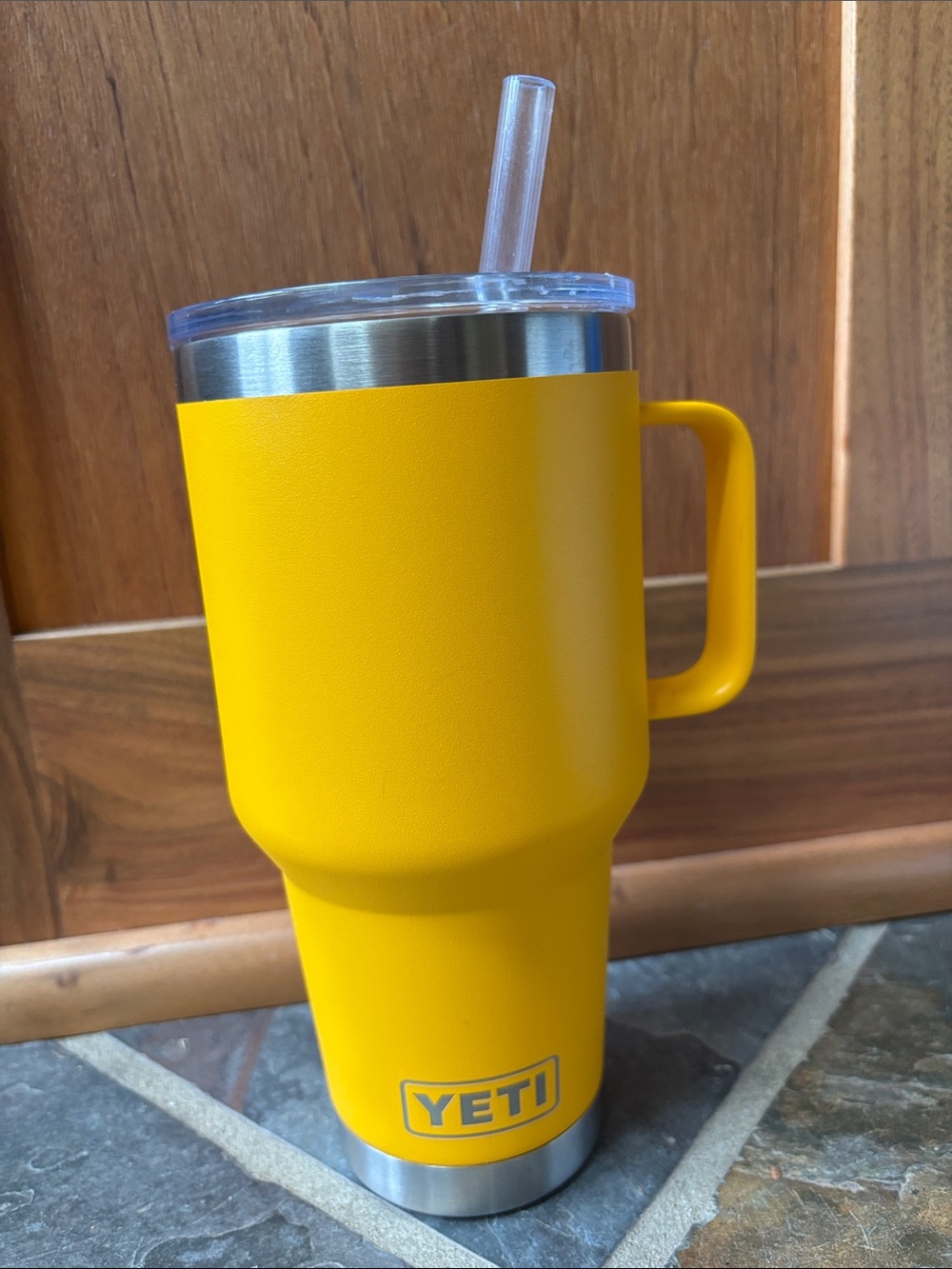 Yeti Rambler 35 oz. Straw Mug with Handle